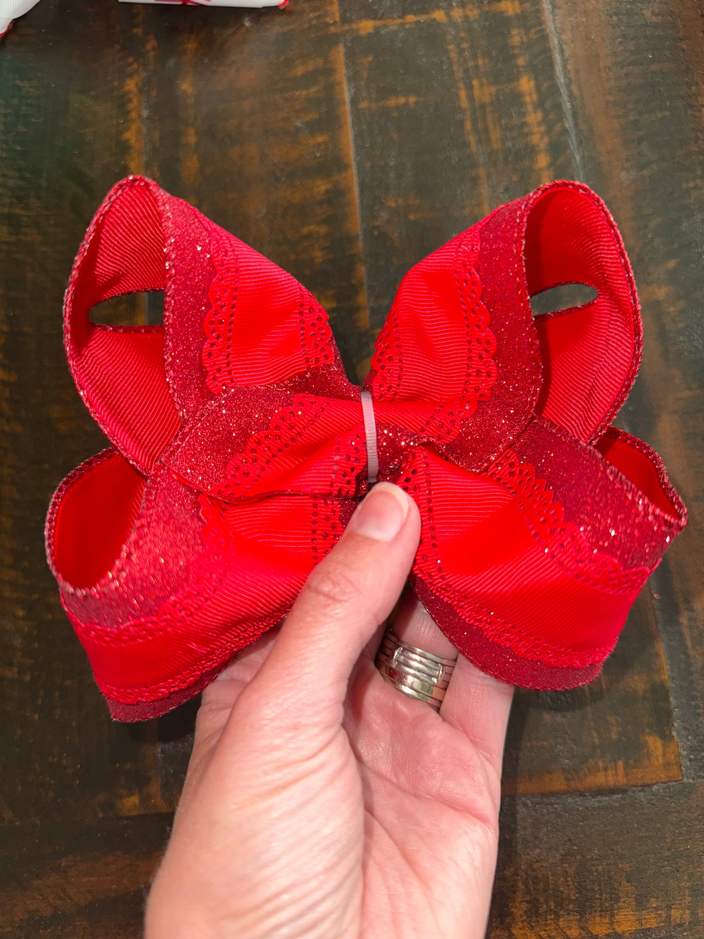 Santa’s Favorite Red 4in
